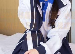 BoBoSocks袜啵啵 – 更新！小甜豆带着黑色踩脚裤袜的写真，让我说这个搭配真是绝了！