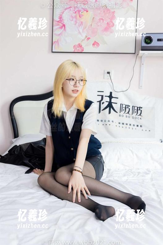 BoBoSocks袜啵啵 - 就爱小甜豆的美图，厚肉丝的温暖让人心动不已！