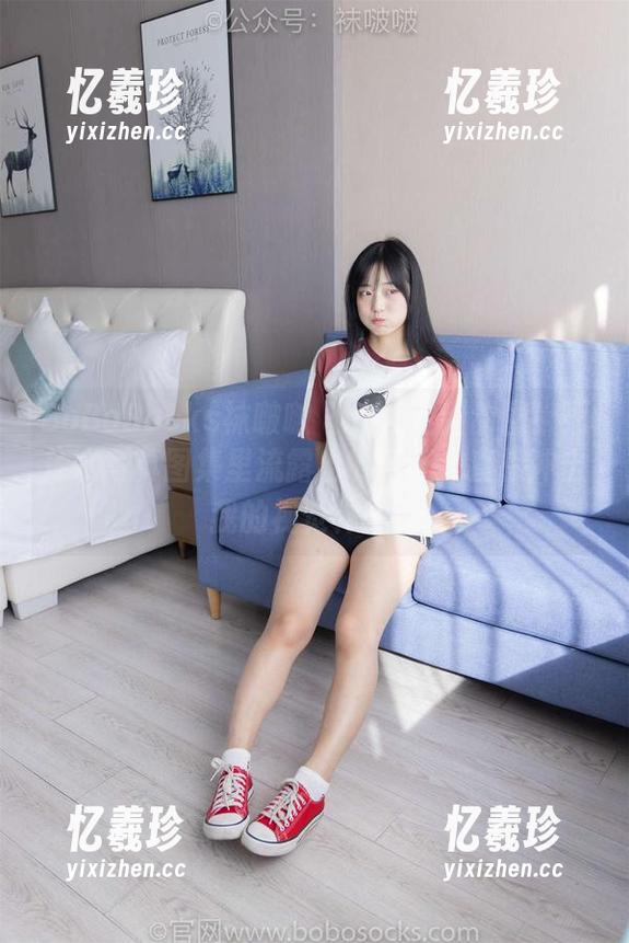 BoBoSocks袜啵啵-甜甜圈 BoBoSocks袜啵啵 - 这才是甜甜圈!死库水写真图集里流露出的张扬,直接冲击我的视觉神经。