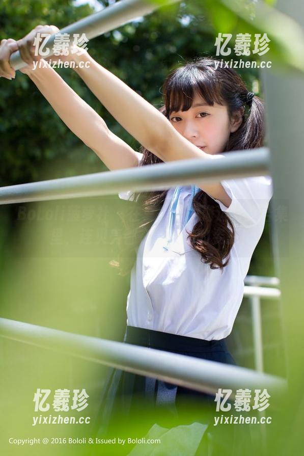 BoLoli菠萝社-夏美酱 BoLoli菠萝社 - 在夏美酱的海边写真合集里,连贝壳都在羡慕她的姿态!