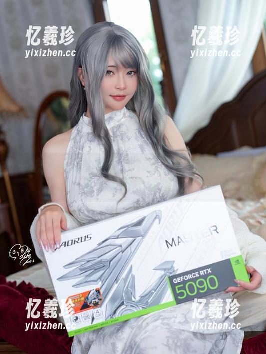 一波又一波的美图–Machi马吉的海边写真让人目不暇接！