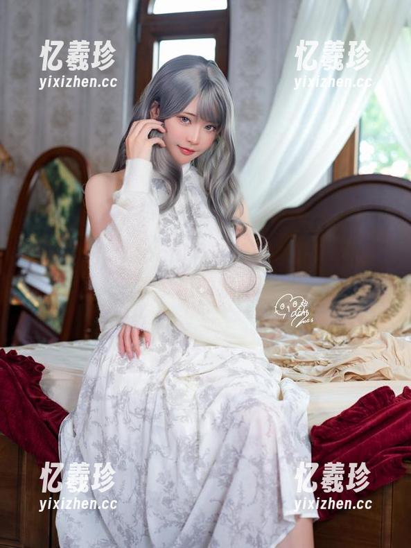 Machi马吉 透过黑白,Machi马吉的写真套图像极了梦幻的瞬间