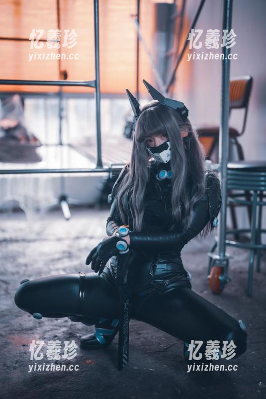 原图分享：Maruemon(마루에몽)修女在我心中不只是修女，还是一个不羁的灵魂。