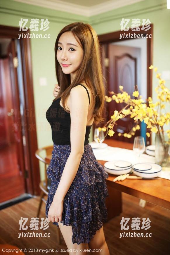 MyGirl美媛馆-许诺Sabrina MyGirl美媛馆 - 许诺Sabrina泳池,感觉比水还清澈,作品一旦下载,心动难逃!
