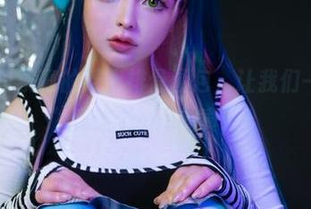 NinJa阿寨寨的芝士排骨图包，让我们一起“吃”到这个cos的真谛！