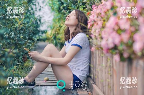 QingDouKe青豆客-梁莹Sugar QingDouKe青豆客 - 梁莹Sugar女友套图:别说我没提前警告,下载后自己心情自负!