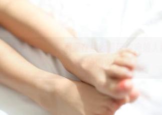 ROSI写真 – 黑色恋曲？杨晨晨在线合集带你宛如人间烟火！哦不，黑暗中的烟火！