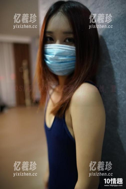 ROSI再次发力，红色蕾丝作品在线，直接绽放你的视觉欲望。