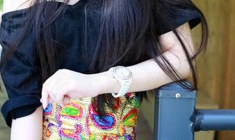 TGOD推女神 – 泳池中的王语纯，微波荡漾间的生命涌动–专属图库分享！
