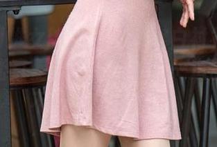 TuiGirl推女郎 – 潘娇娇穿白衬衫的那种感觉，简直是私拍套图里的一道甜点，忍不住想多看几眼。