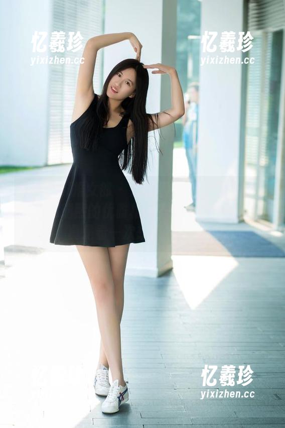 TuiGirl推女郎 - 那条横着走的旗袍怎么能与郑瑞熙的优雅相比？分享下她的套图，真是看一次想再看一百次！