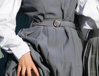 UGirls尤果网 – 当张栩菲穿上白裙，写真瞬间提升了好几个档次，资源真是逼格满满！