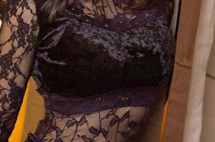 UGirls尤果网 – 陈宝拉婚纱在线图集：婚纱不是只有小白裙，看看我怎么逆天改命！