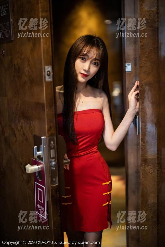 XIAOYU语画界-绯月樱cherry XIAOYU语画界 - 趁着这精选图包,绯月樱cherry教你如何用黑丝吊袜提升旅拍气质!