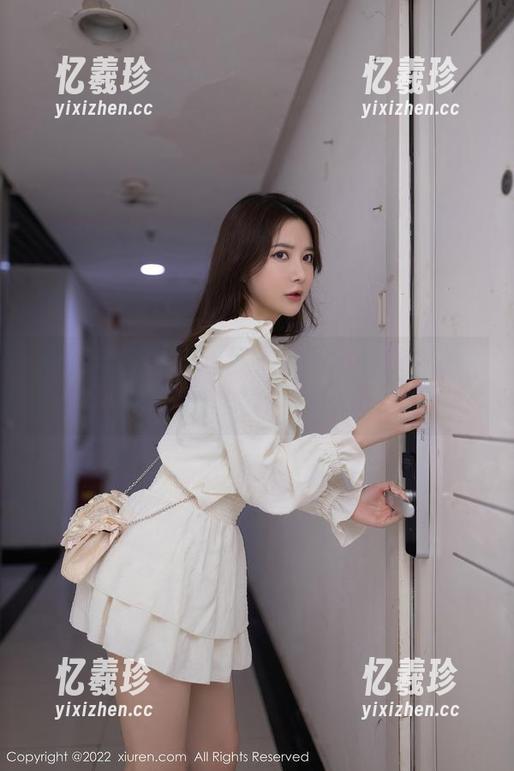 Xiuren秀人网 - 免费获取心妍小公主内衣的美图，怎么能不心动？