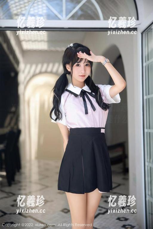 Xiuren秀人网-白兔西希 Xiuren秀人网 - 白兔西希白裙精选作品——白裙子和你之间的距离是什么?