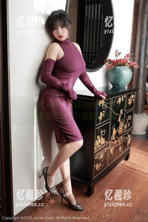 Xiuren秀人网 - 私语baby写真合集：腰身的纤细不只是数字游戏