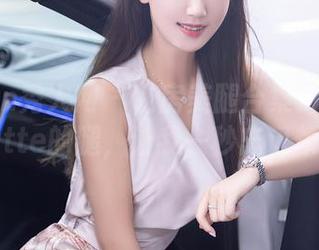 Xiuren秀人网 – 私房美腿合集：趁热拿铁latte的腿，让我一秒忘记烦恼！