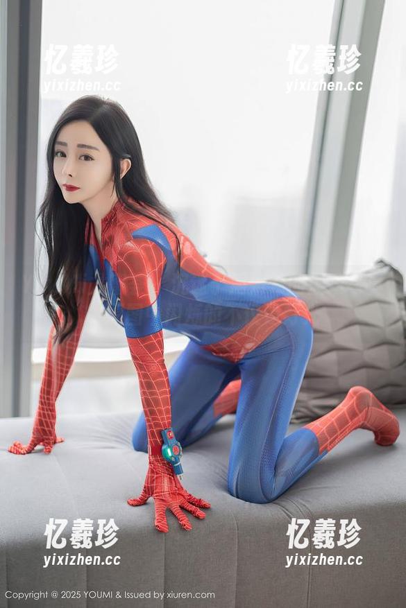 YouMi尤蜜荟 - 沉迷于周妍希的居家写真，原图中闪烁的不仅是灯光