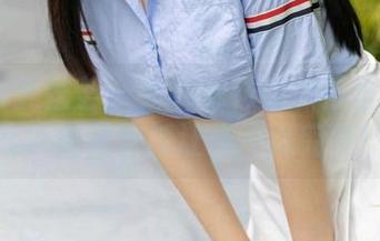 YouMi尤蜜荟 – 姝姝妹妹的旗袍里藏着什么？高清壁纸让你一探究竟！