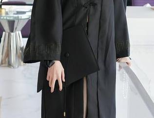 YouMi尤蜜荟 – 女王是小逗逗来袭，高清资源让你欲罢不能！