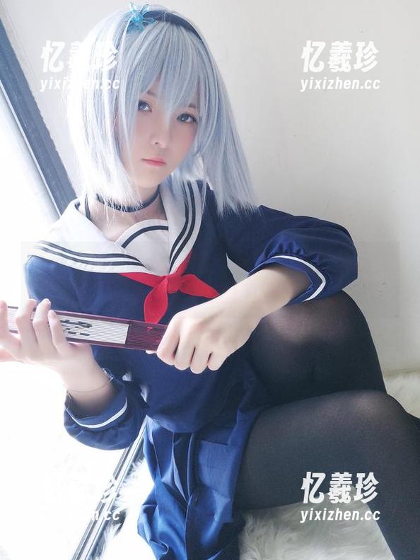 一小央泽的黑狐姐姐：下载作品集开启你的幻想之旅！