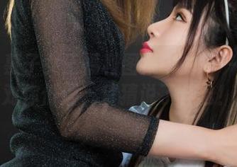 丽柜 – 慕子女王福利图集中的每一张都在对你低语，猜猜说了什么！