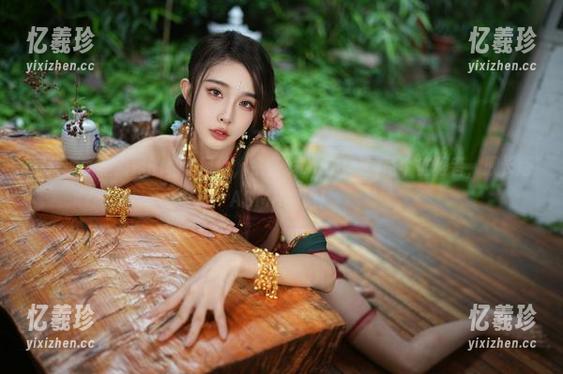余多多Dudu 那些原图里流露的私房风情,余多多Dudu真的是个征服者,舰长版ASMR我服!