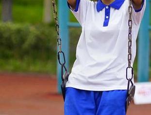 初夏女神 – 双双的写真作品：重回童年，现在哪个成年人没点儿二货气质？
