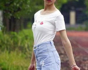 初夏女神 – 分享环环的清纯，写真集里的那些瞬间，简直是时光凝固的美好，一起来看吧！