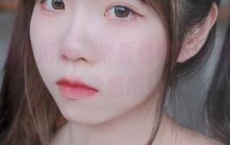跟着兔兔去游泳，来看看可可小白兔的高清诱惑吧！