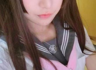 快看！在下萝莉控ii最新写真：魔王与喜多川兔女郎的甜蜜碰撞，谁会赢？