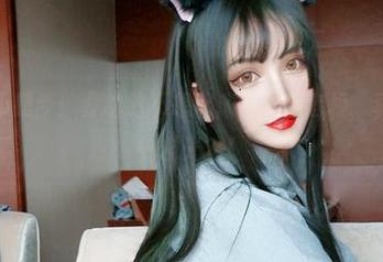 高清并不是梦：夏鸽鸽不想起床温泉女老板，真的在水中发光？！
