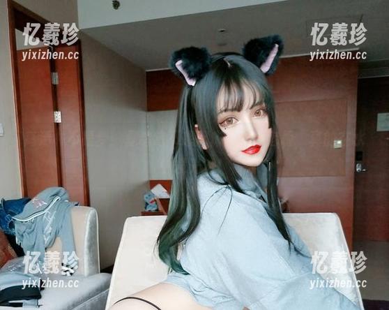 高清并不是梦：夏鸽鸽不想起床温泉女老板，真的在水中发光？！