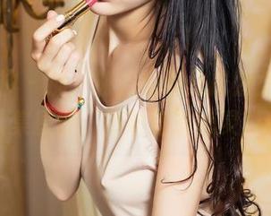 头条女神 – 那一刻，松果儿成为女王：全集原图，精彩直击心灵！