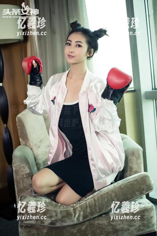 头条女神-鱼宝宝 头条女神 - 在蕾丝下,鱼宝宝的故事——原图新鲜出炉,更新不断!