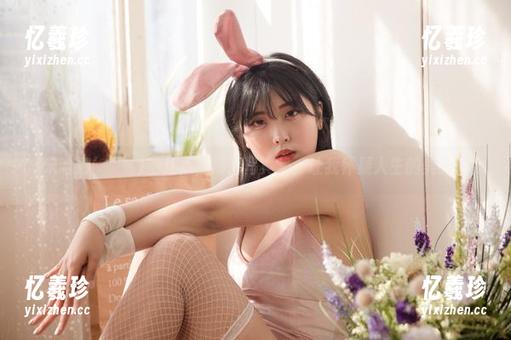 宋哈娜(송하나)的红点点高清写真集，让我怀疑人生的美丽！