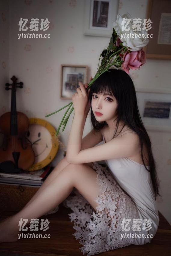 跟着小鹿鹿shika的连体服合集，探索那些聪明又俏皮的时刻！