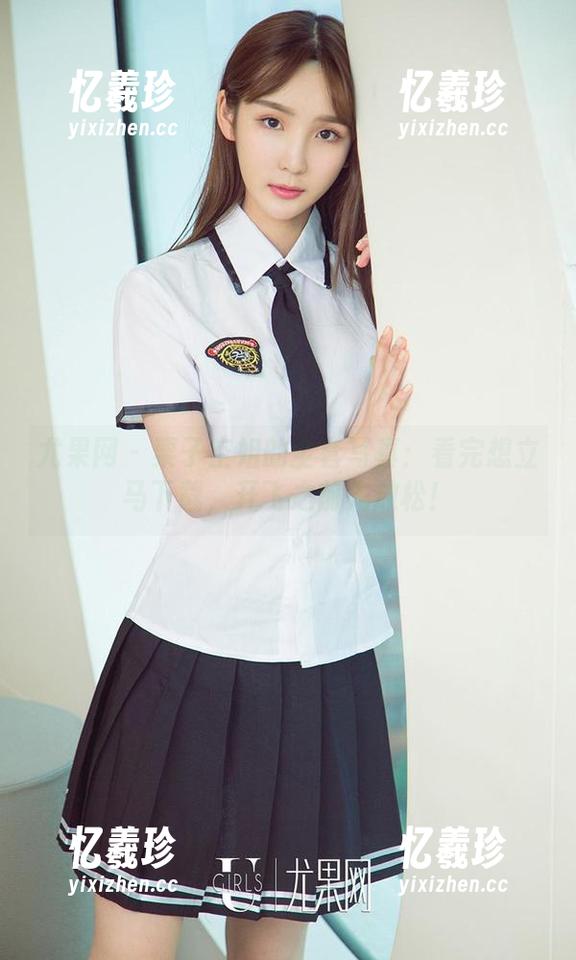 尤果网-栗子 尤果网 - 栗子空姐的全套写真:看完想立马下载,开飞之前先放松!