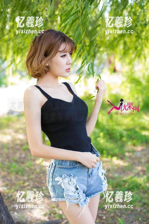 尤果网-谭晓彤 尤果网 - 壁纸里的谭晓彤:谁说厨娘不能用美食与美貌征服世界?