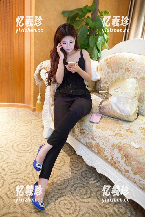 推女郎-胡允儿 推女郎 - 这水手服真是太神奇了,高清下载,准备好被胡允儿的气场圈粉了吗?