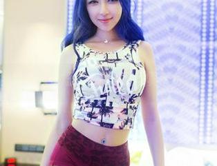 推女郎 – 全套不只是短裤，赵梦洁写真带你进入她的小宇宙