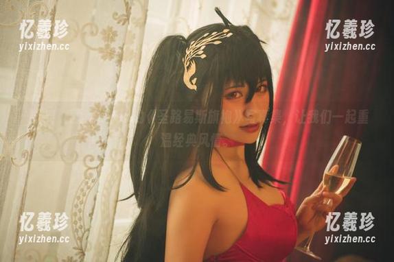 最新！柘烟Zuken的《圣路易斯旗袍》写真集，让我们一起重温经典风情。