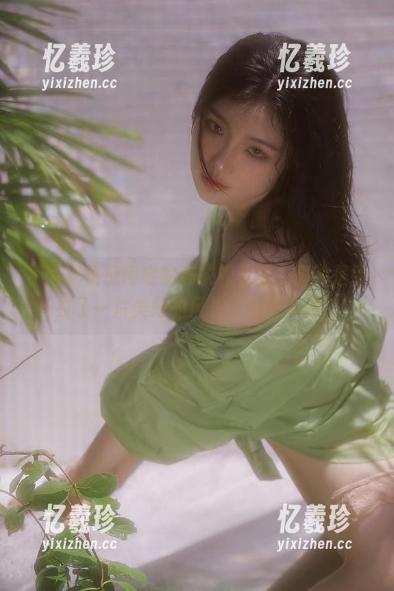 不下载桃良阿宅的连衣裙合集，真的是错过了一片美好的风景，快来补救！