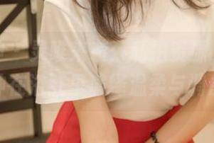 梦丝女神 – 灵唯来袭：私拍资源，电喵女神在浴缸里演绎温柔与调皮