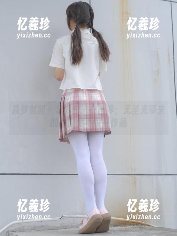 森萝财团-Sia 森萝财团 - Sia的泳衣世界:无圣光带来的,显然不仅是作品