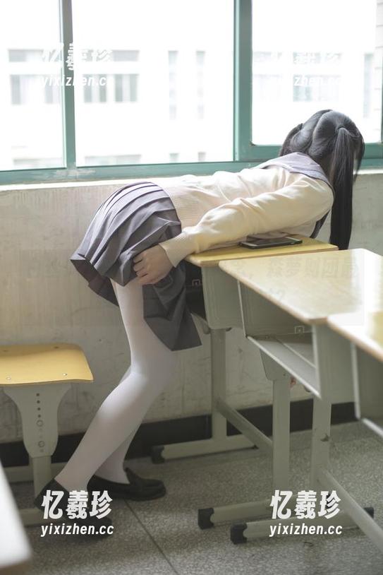 森萝财团 白丝少女在手机里的碎碎念,森萝财团最新资源,你怎么能错过?