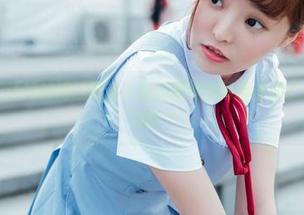 波萝社 – 王语纯的婚纱更新：你知道她的裙摆里藏了多少小心机吗？