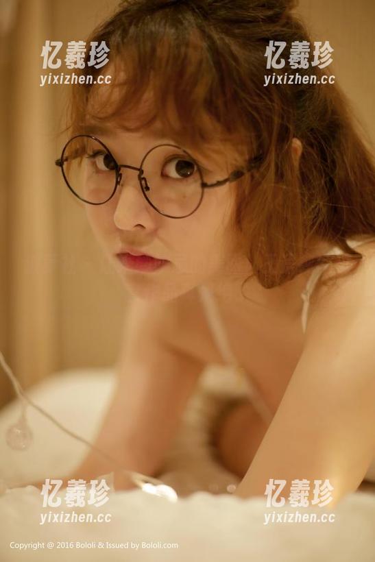 波萝社 - 让婚纱妒忌的美丽：王语纯的这套作品真是绝了