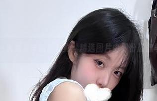 微密圈 – 火龙果羊制服摄影：精选图片中那份恣意与神秘。